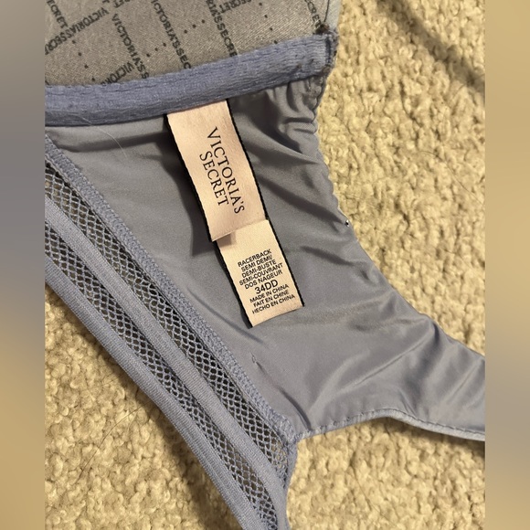 Victoria’s Secret racer back w/ front snap closure beautiful net detail 34DD - Picture 4 of 5